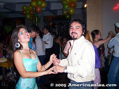 fiesta--reina-saliente