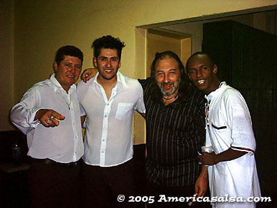 3blancos_1negro