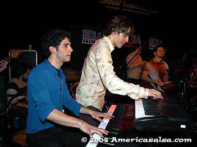 2pianos1