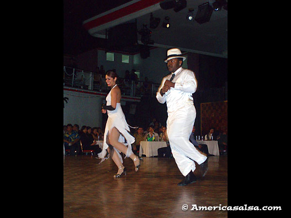 12-exhibiciones
